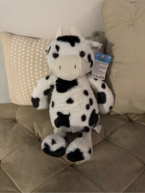 Plush Black & White Cow Stuffed Animal. NWT.